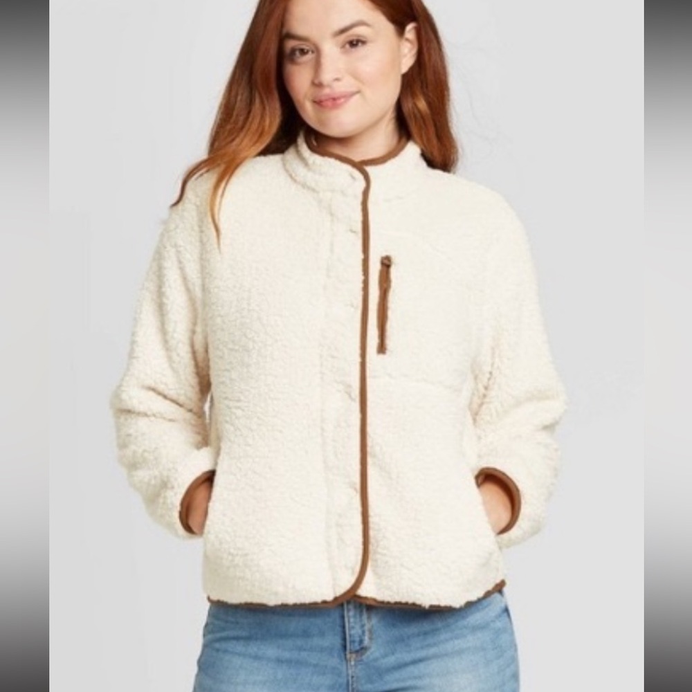 TARGET Universal Thread Sherpa Jacket with brown accents - size medium